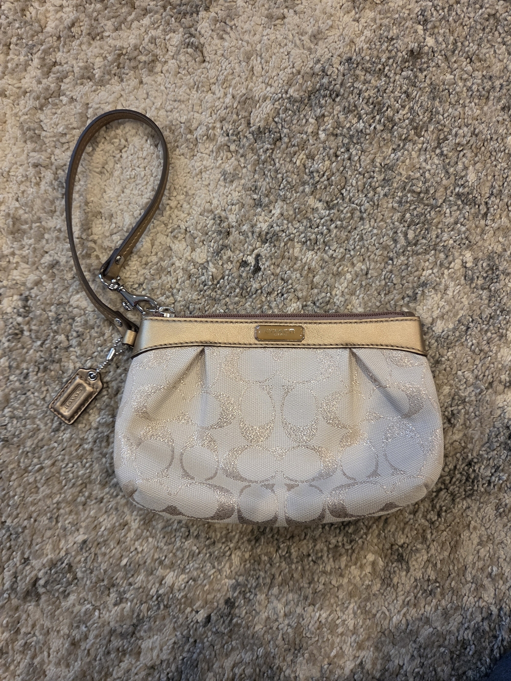 COACH - Gold Wristlet (authentic)